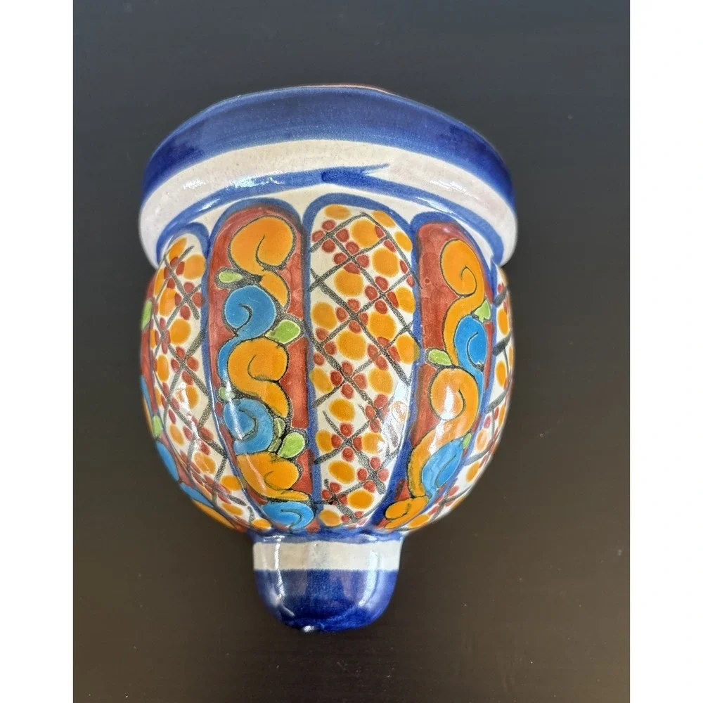 Vintage Mexican Talavera Pottery Wall Pocket Planter Floral Hand Painted. 5.6